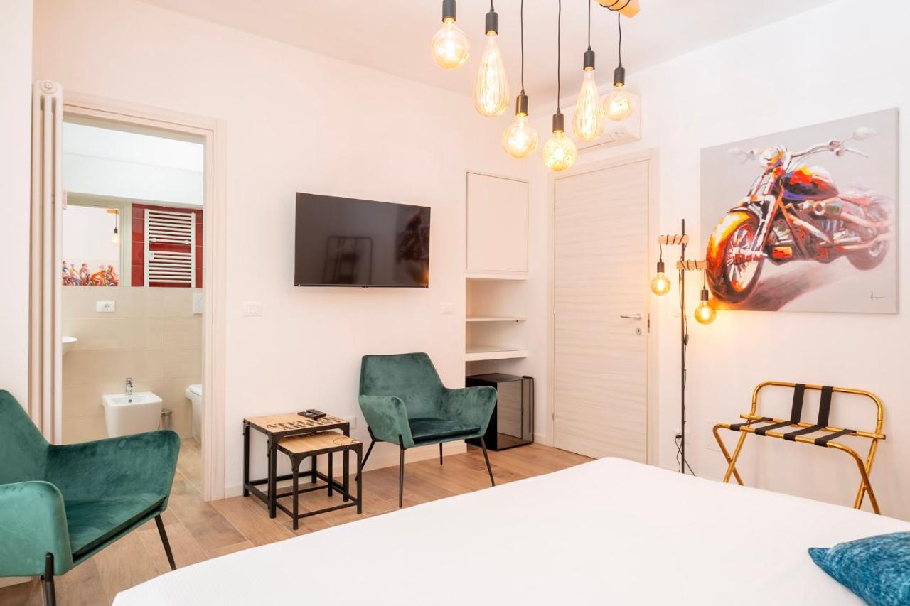 Marconi28Suites Bologna Bagian luar foto